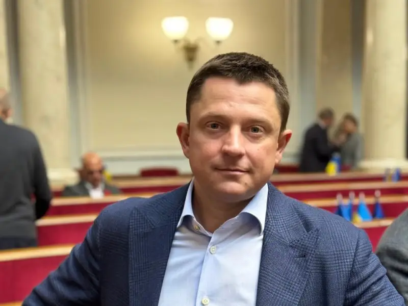 Олесь Довгий склав депутатські повноваження: Верховна Рада підтримала рішення
