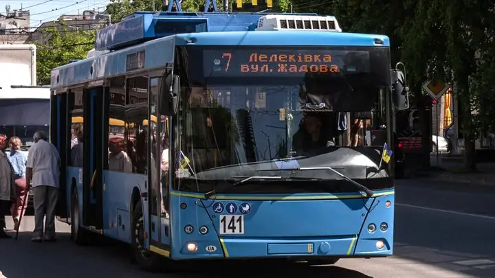 Скарги на спеку: у Кропивницькому перевіряють роботу кондиціонерів у транспорті