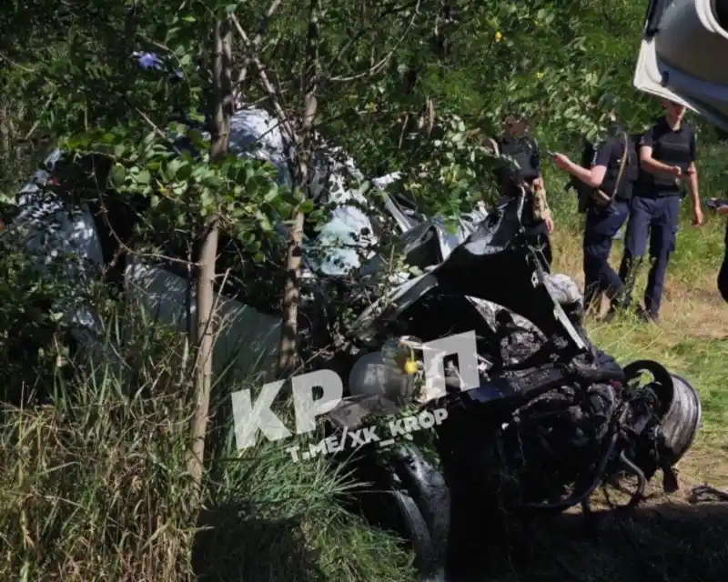Смертельна аварія на Кіровоградщині: загинули водій та пасажирка легковика