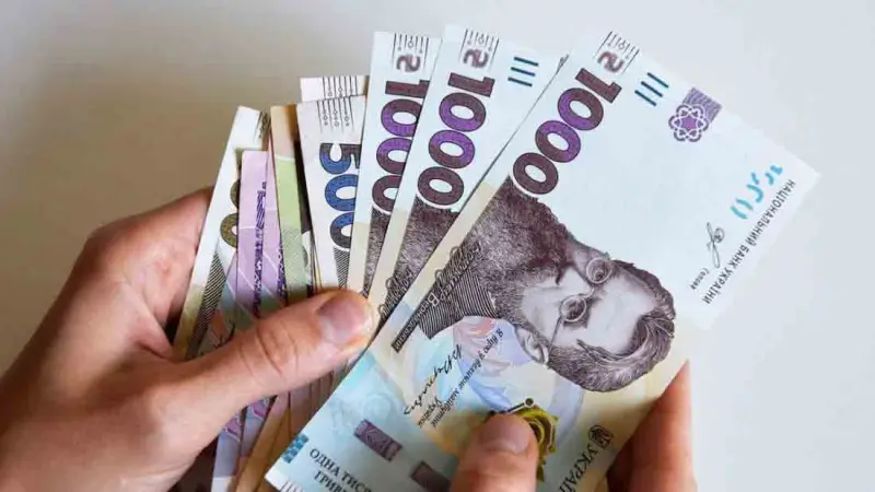 Ексголову сільради на Кіровоградщині підозрюють у виплаті зарплати своєму чоловікові, який не працював