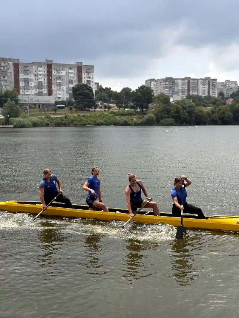 Аліна Молдованова з Кіровоградщини виборола шість медалей на чемпіонаті України з веслування