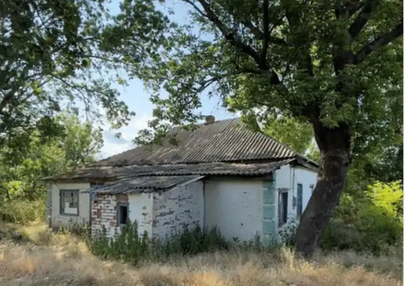 На Кіровоградщині продають будівлю ветлікарні зі стартом від 422 гривень