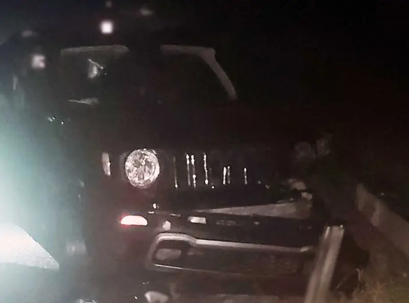 На Кіровоградщині вночі Jeep врізався у відбійник на трасі М-30